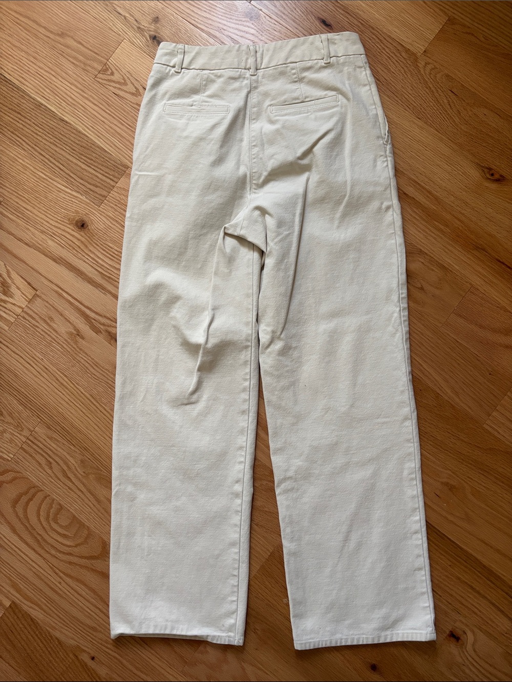 Wilfred Off-White Pleated Wide-Leg Trousers - Picture 9 of 10